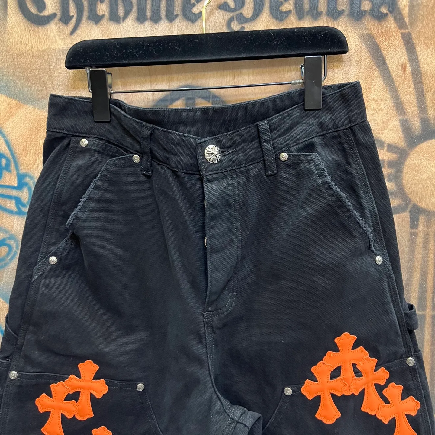 P520 chrome hearts limited series new city limited jeans Chrome Hearts city limited denim shorts vintage levis American made 501 505 517 base version remake Levis American made 501 base version imported sheepskin 925 silver remake Customers provide waist and pants length or height and weight. The studio will select the most suitable base version for you to remake. There are many people doing remakes in the market. Don’t belittle or comment. The difference is visible to the naked eye. See and compare for yourself #CHROME HEARTS Unisex style